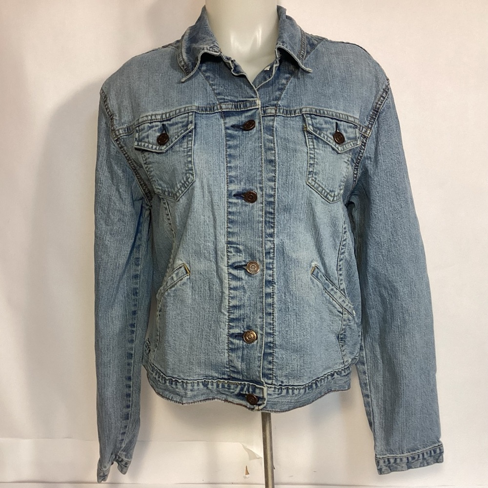 Distressed Levis Denim Jean Jacket Women’s Size Misses Large